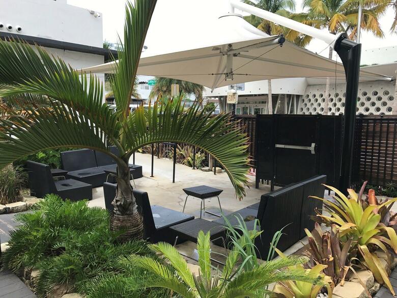 Hotel South Beach Plaza Villas