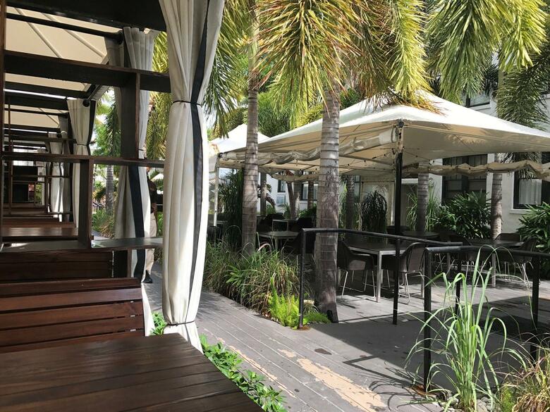 Hotel South Beach Plaza Villas