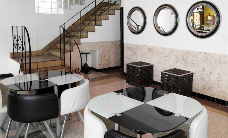 Hotel South Beach Plaza Villas