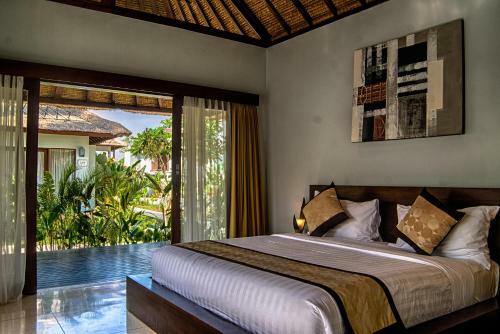 Hotel Living Asia Resort And Spa