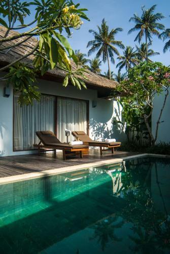 Hotel Living Asia Resort And Spa