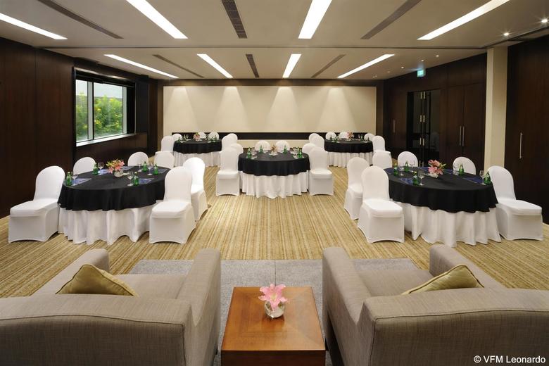 Hotel Hilton Bangalore Embassy Golflinks