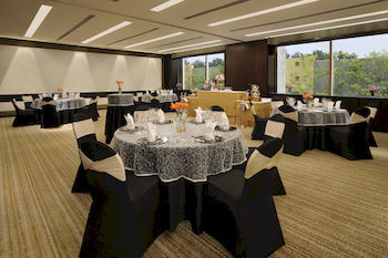 Hotel Hilton Bangalore Embassy Golflinks