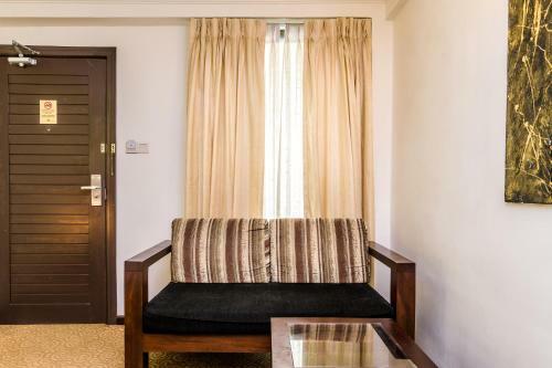 Ceylon City Hotel