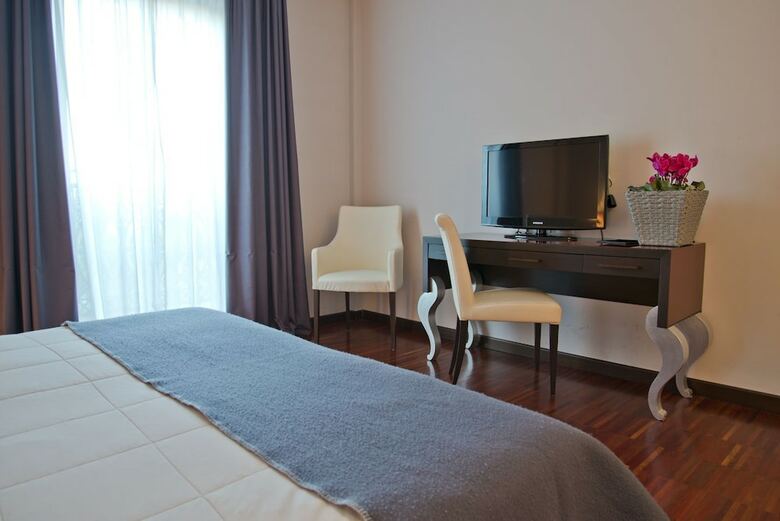Hotel Cavour In Novara