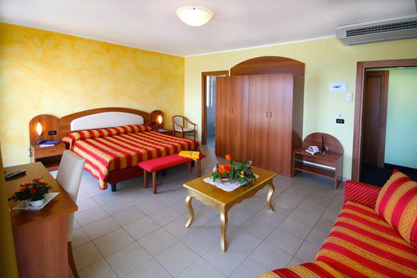 Piccolo Hotel