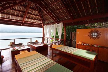 Hotel Badian Island Wellness Resort