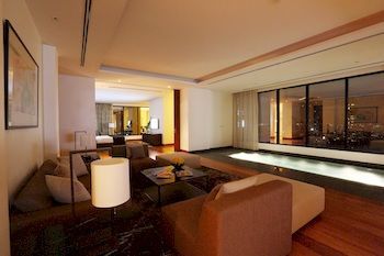City Garden Grand Hotel