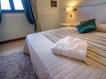 Eden Hotel