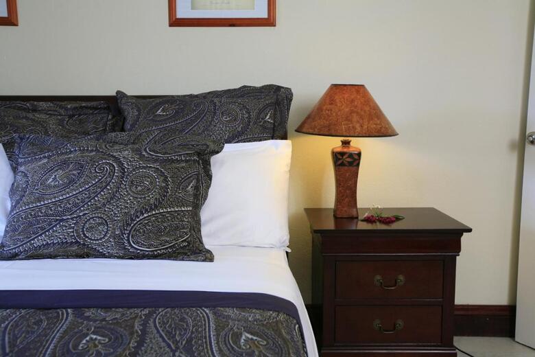 Hotel Marigot Beach Club & Dive Resort