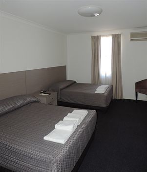 Burke And Wills Mt Isa Motel