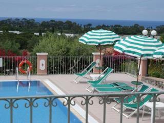 Hotel Ristorante Borgo La Tana