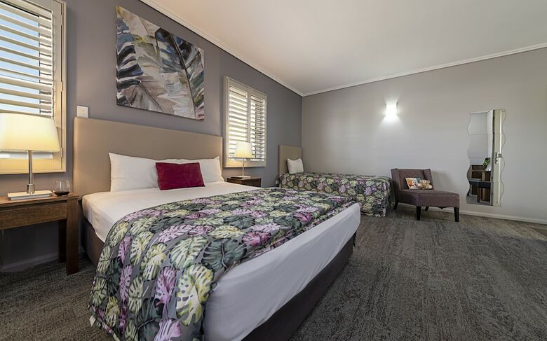 Motel Coachmans Inn Warwick