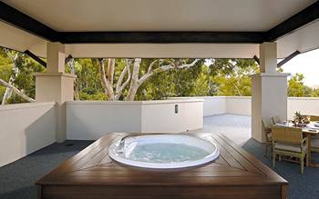 Hotel Pullman Palm Cove Sea Temple Resort And Spa