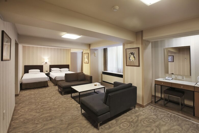 Hotel Savoy