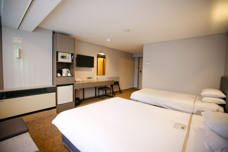 Hotel Savoy