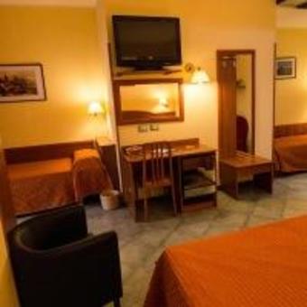 Hotel Degli Amici