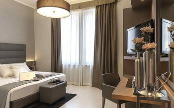 Ritz Hotel