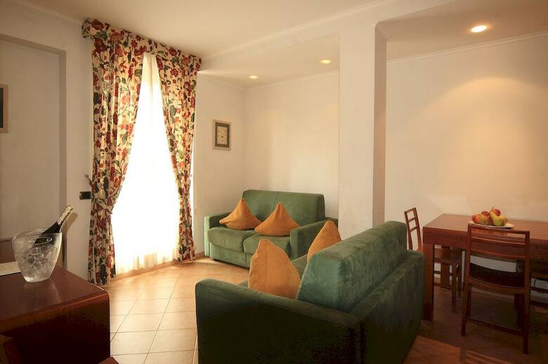 Hotel Crosti