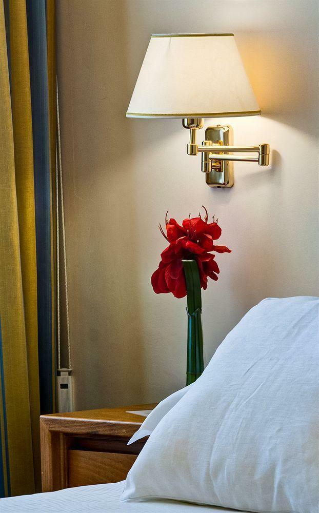 Hotel Crosti