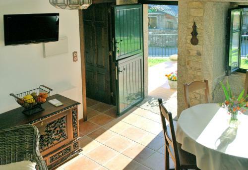 Agroturismo Hotel R�stico Y Apartamentos A Torre de Laxe