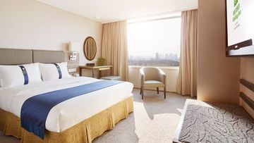 Hotel Holiday Inn Riverside Wuhan