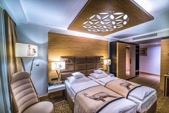 Hotel Rezydencja Nosalowy Dw�r