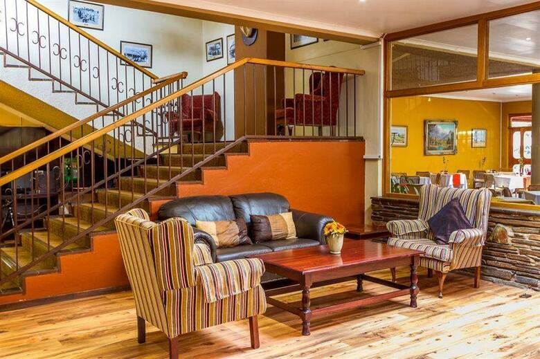 Hotel Numbi & Garden Suites