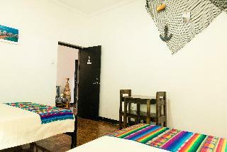 Hostal Villa64