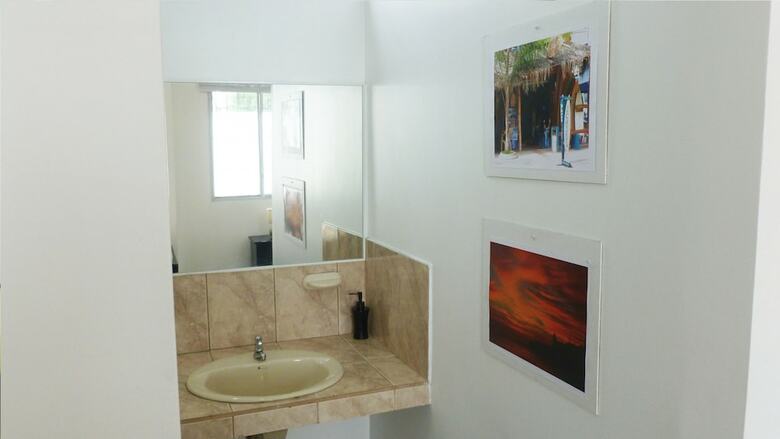 Hostal Villa64