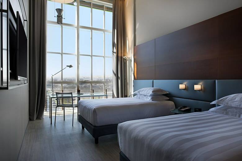 Hotel Doubletree By Hilton Turin Lingotto