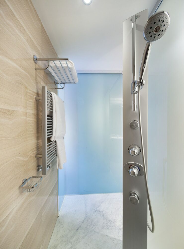 Hotel Doubletree By Hilton Turin Lingotto