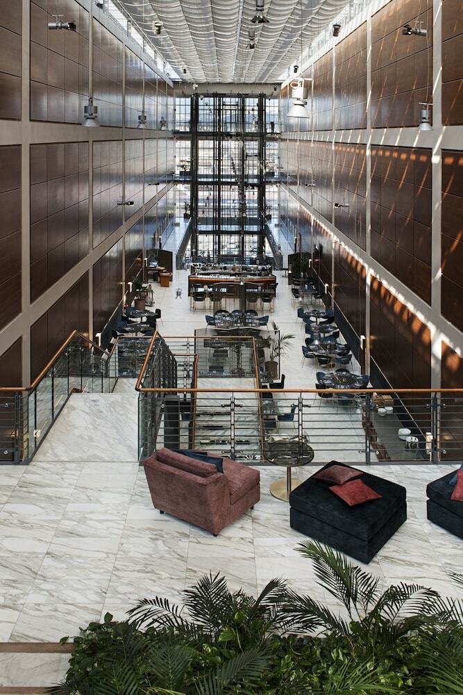 Hotel Doubletree By Hilton Turin Lingotto