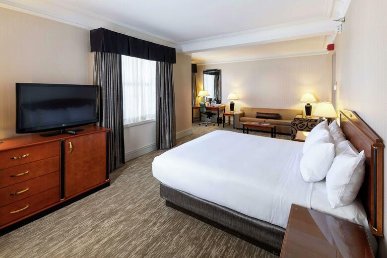 Hotel Hilton Netherland Plaza
