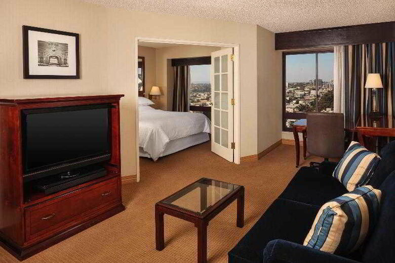 Hotel Sheraton Suites San Diego At Symphony Hall