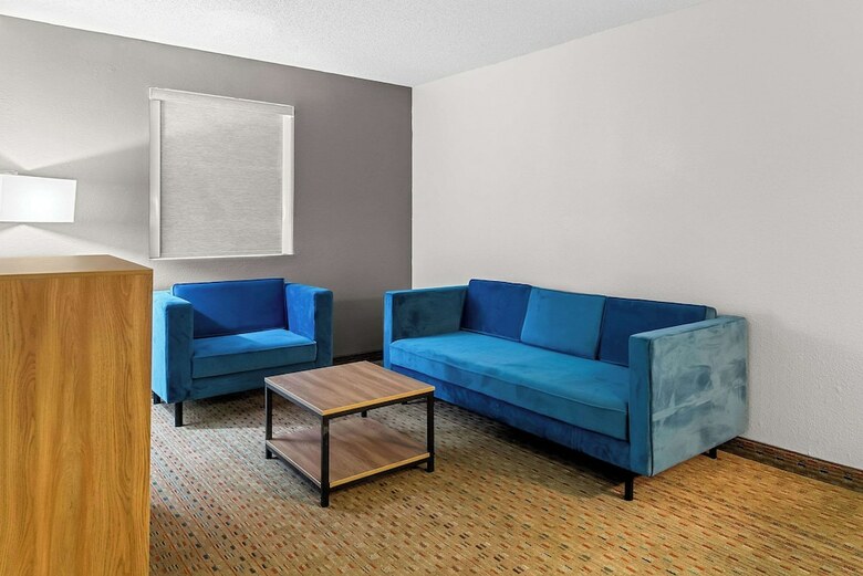 Hotel Super 8 Cornelia