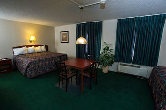 Hotel Wichita Inn North