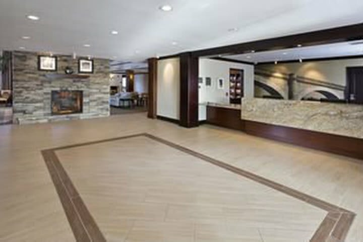 Hotel Staybridge Suites Canton