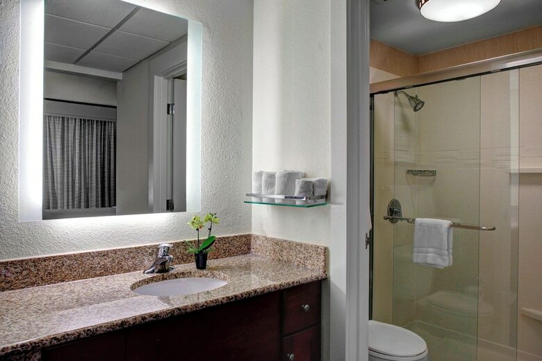 Hotel Residence Inn By Marriott Cleveland Downtown
