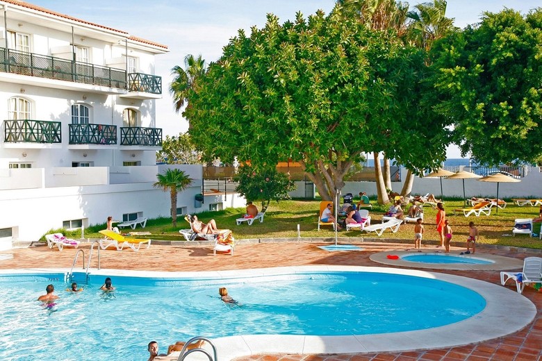 Hotel Ele La Perla