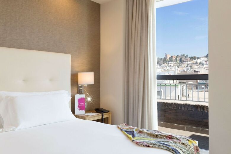 Hotel Barcel� Carmen Granada