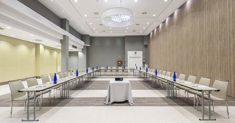 Hotel Guadalajara & Conference Center Affiliated By Meli�
