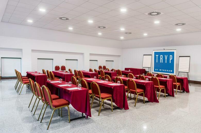 Hotel Guadalajara & Conference Center Affiliated By Meli�