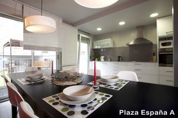 Plaza Espanya Apartments