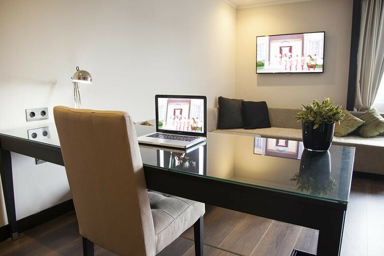 Quentin Boutique Hotel