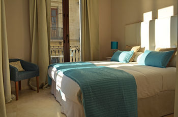 Apartamentos Siloe Suites Plaza