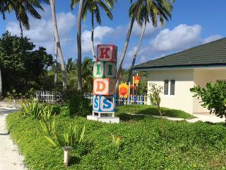 Hotel Herathera Island Resort