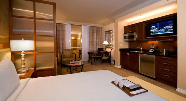 Hotel The Signature At Mgm Grand