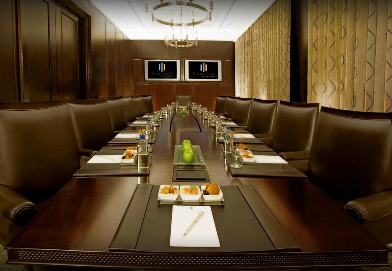 Hotel The Signature At Mgm Grand