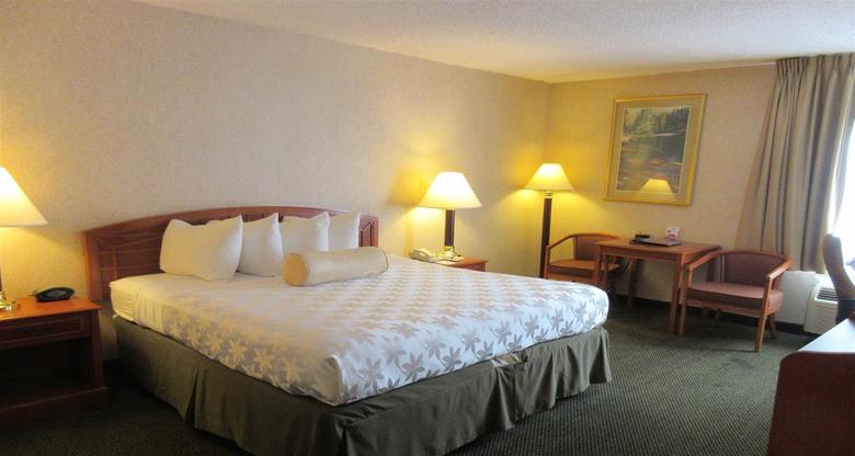 Hotel Bw Airport Plaza  Conference Center